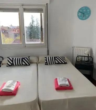 Tek Büyük veya İki Ayrı Yataklı Oda