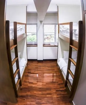 Dört Kişilik Oda, Birden Çok Yatak