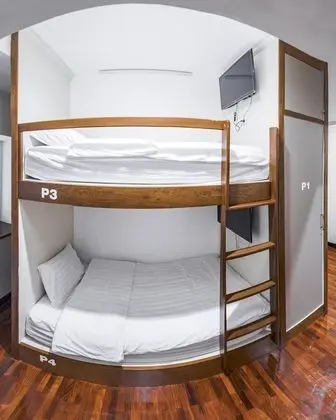 Dört Kişilik Oda, Birden Çok Yatak