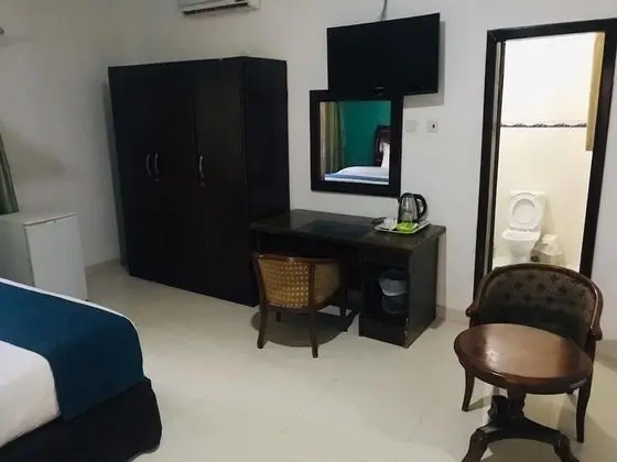 Deluxe Tek Büyük Yataklı Oda