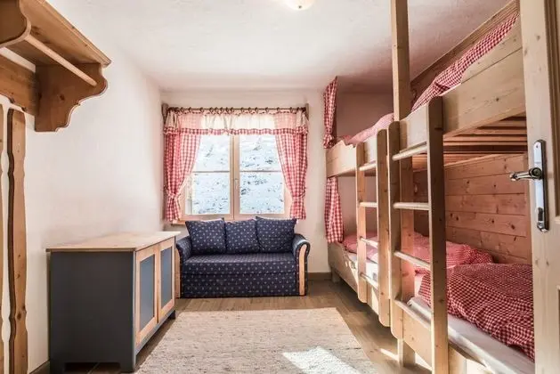 Basic Dört Kişilik Oda