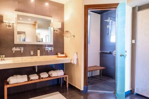 Premium Suite with Garden View