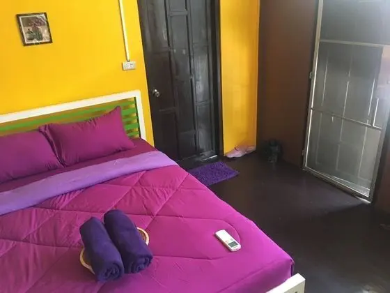 Standard Room with Shared Bathroom