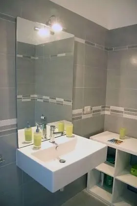 Tek Büyük veya İki Ayrı Yataklı Oda, Özel Banyo (External)