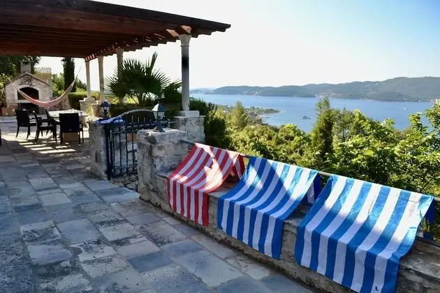 Villa, 5 Yatak Odası, Şömine