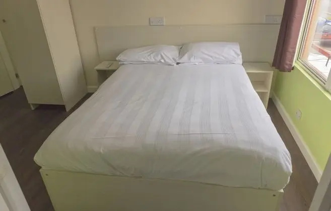 Tek Büyük Yataklı Oda, Banyolu/Duşlu