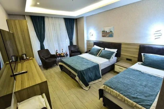Standard Tek Büyük veya İki Ayrı Yataklı Oda