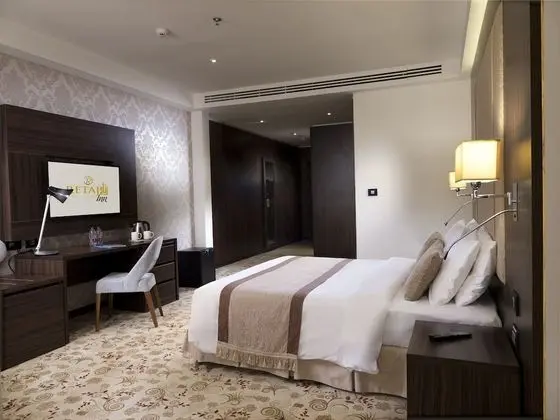 Deluxe Tek Büyük Yataklı Oda