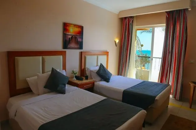Deluxe Tek Büyük veya İki Ayrı Yataklı Oda, Deniz Manzaralı