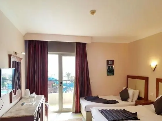 Deluxe Tek Büyük veya İki Ayrı Yataklı Oda, Deniz Manzaralı