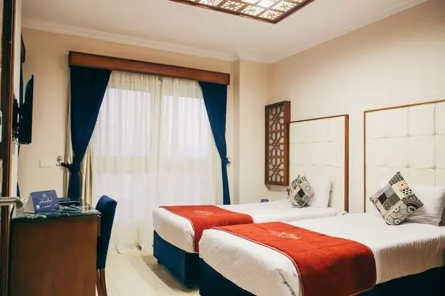 Standard Tek Büyük veya İki Ayrı Yataklı Oda