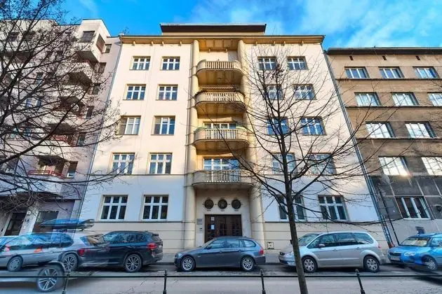 City Çatı Katı (Loft)