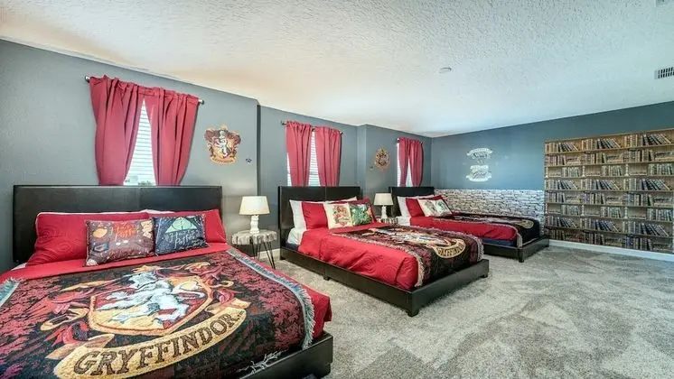 Ev, Kişiye Özel Havuzlu (9 Bedrooms - 8878CD (DRV))