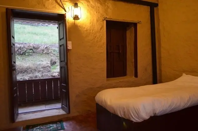 Basic Kır Evi, 2 Tek Kişilik Yatak, Dağ Manzaralı, Dağ Yamacı