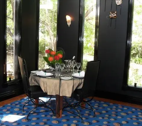 Standard Oda, Sigara İçilmez, Balkon (Succulent Suite Room only)