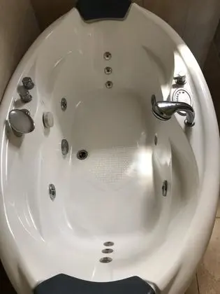 Luxury Süit, Banyolu/Duşlu (No Air Conditioning available)