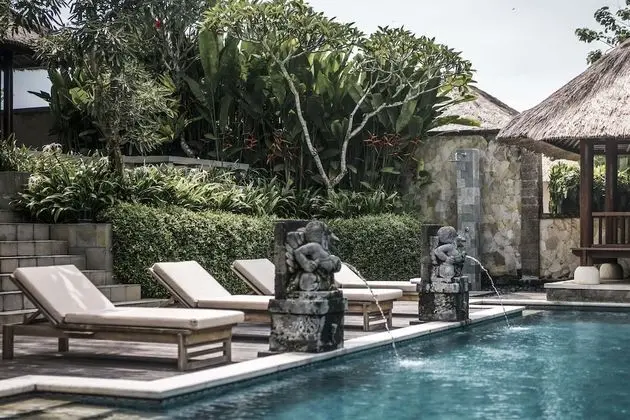 One Bedroom Retreat Luxe