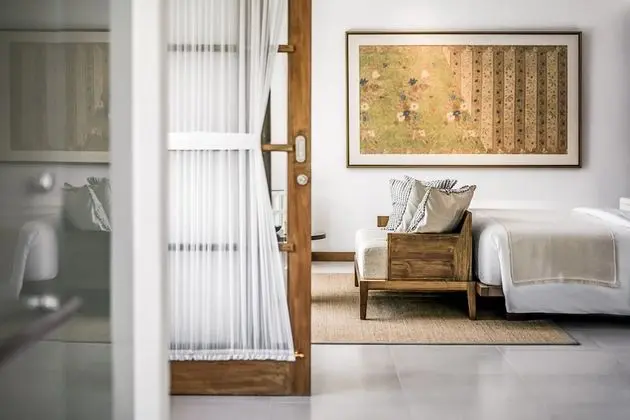 One Bedroom Retreat Urban