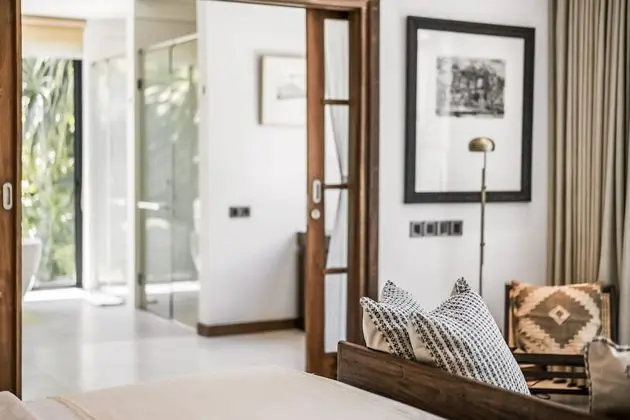 One Bedroom Retreat Urban