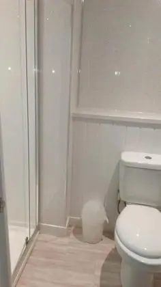 Tek Kişilik Oda, Ortak Banyo