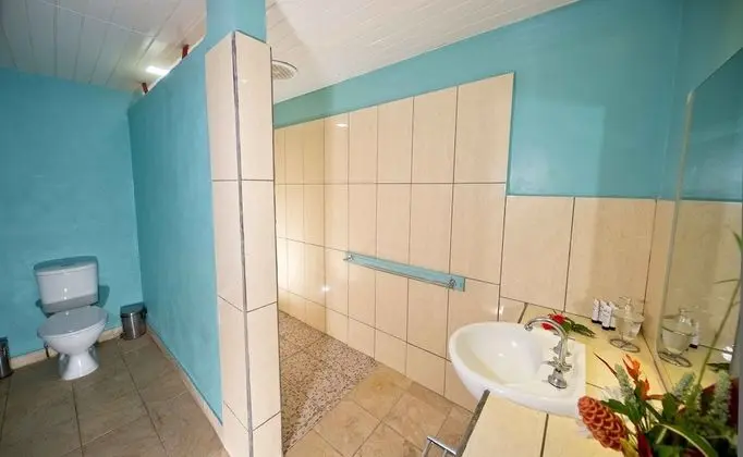 Standard Stüdyo Süit, 1 Yatak Odası, Havuz Manzaralı, Zemin Kat