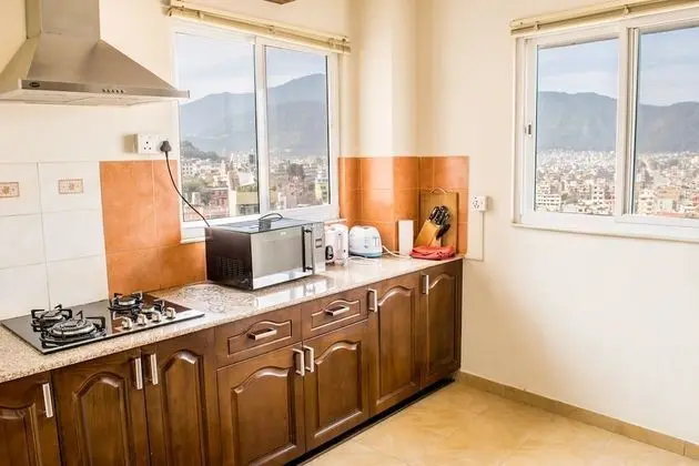 Standard Apart Daire, 2 Yatak Odası, Mutfak, Şehir Manzaralı