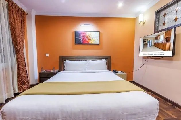 Standard Apart Daire, 2 Yatak Odası, Mutfak, Şehir Manzaralı