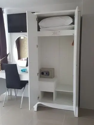 Superior Tek Büyük veya İki Ayrı Yataklı Oda