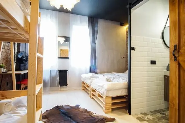 Deluxe Apart Daire, Birden Çok Yatak