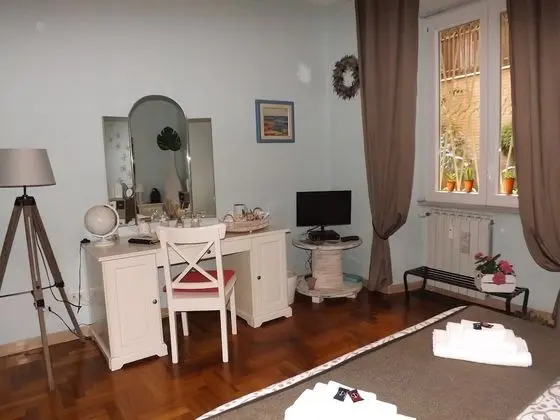 Classic Üç Kişilik Oda, Bahçe Manzaralı