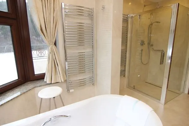 Süit, Balkon, Nehir Manzaralı