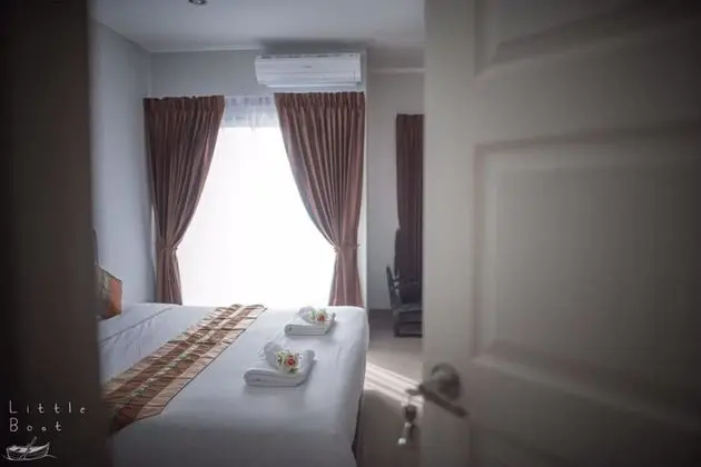 King Room with Balcony (Room No.1)