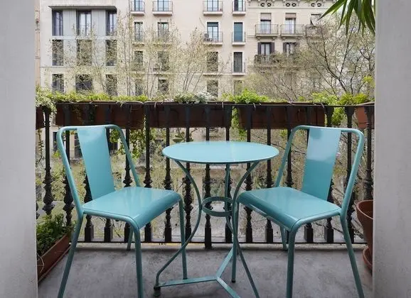 Tek Büyük Yataklı Oda, Balkon