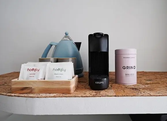 Tek Büyük Yataklı Oda, Balkon