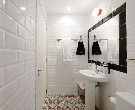 Tek Büyük Yataklı Oda, Balkon