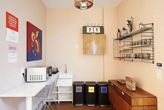 Tek Büyük Yataklı Oda, Balkon