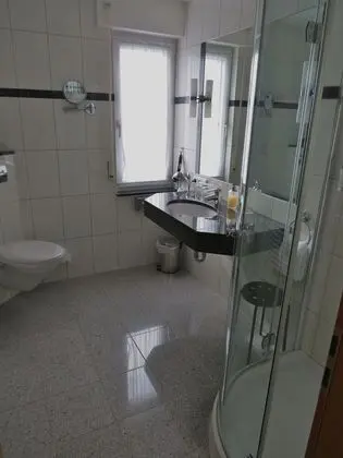 Comfort Tek Büyük veya İki Ayrı Yataklı Oda