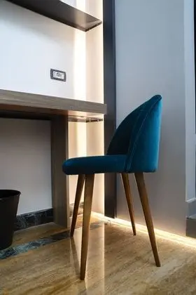 Deluxe Tek Büyük Yataklı Oda (con balcone)