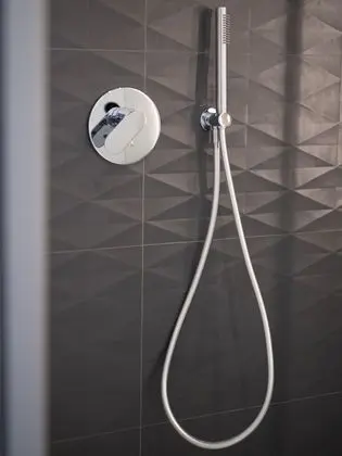 Deluxe Tek Büyük Yataklı Oda (con balcone)
