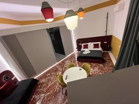 Junior Stüdyo Süit