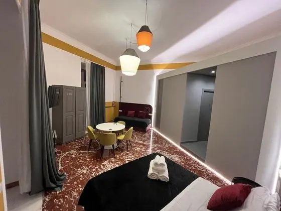Junior Stüdyo Süit