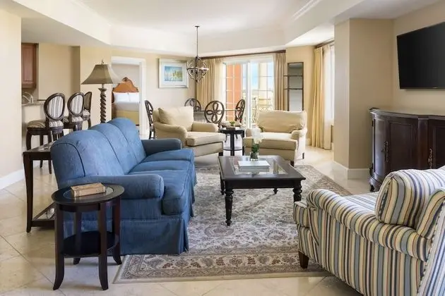 ONE BEDROOM GRANDE SUITE