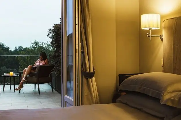 Exclusive Tek Büyük Yataklı Oda, Teras, Üzüm Asması Manzaralı