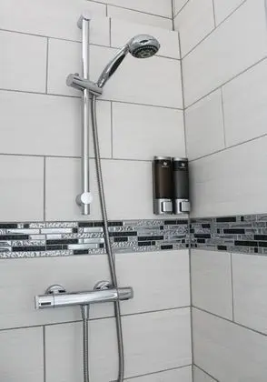 Classic Tek Büyük Yataklı Oda