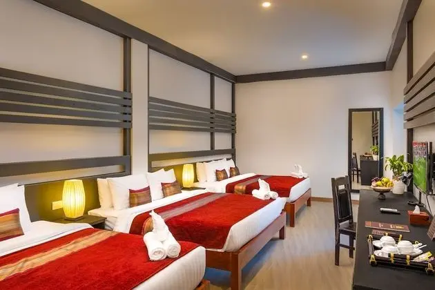 Deluxe Üç Kişilik Oda
