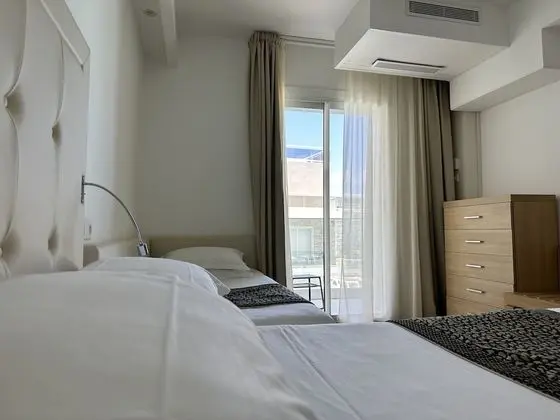 Üç Kişilik Oda (XL)