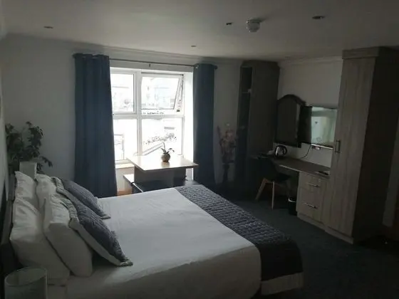 Deluxe Üç Kişilik Oda