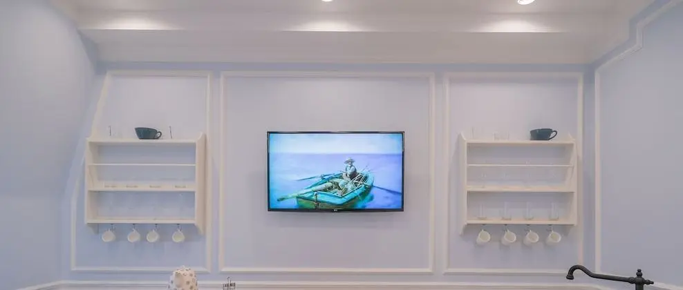 Süit (Azure with Working Station)