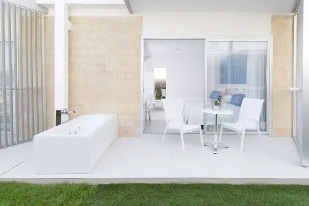 Comfort Tek Büyük Yataklı Oda (Mare or Panoramic Building)