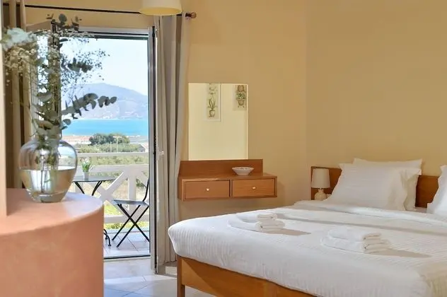 Stüdyo, Deniz Manzaralı